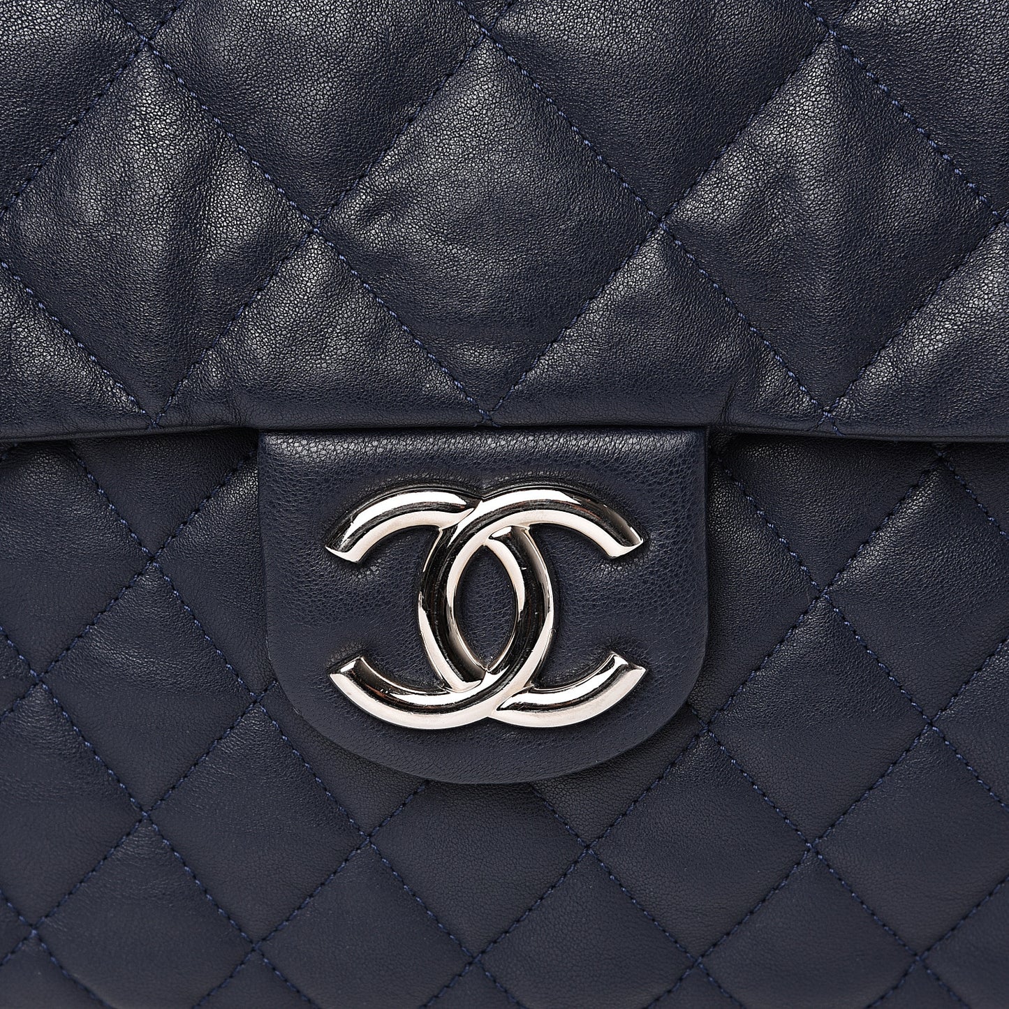 Washed Lambskin Quilted Chain Around Maxi Flap Dark Navy Blue