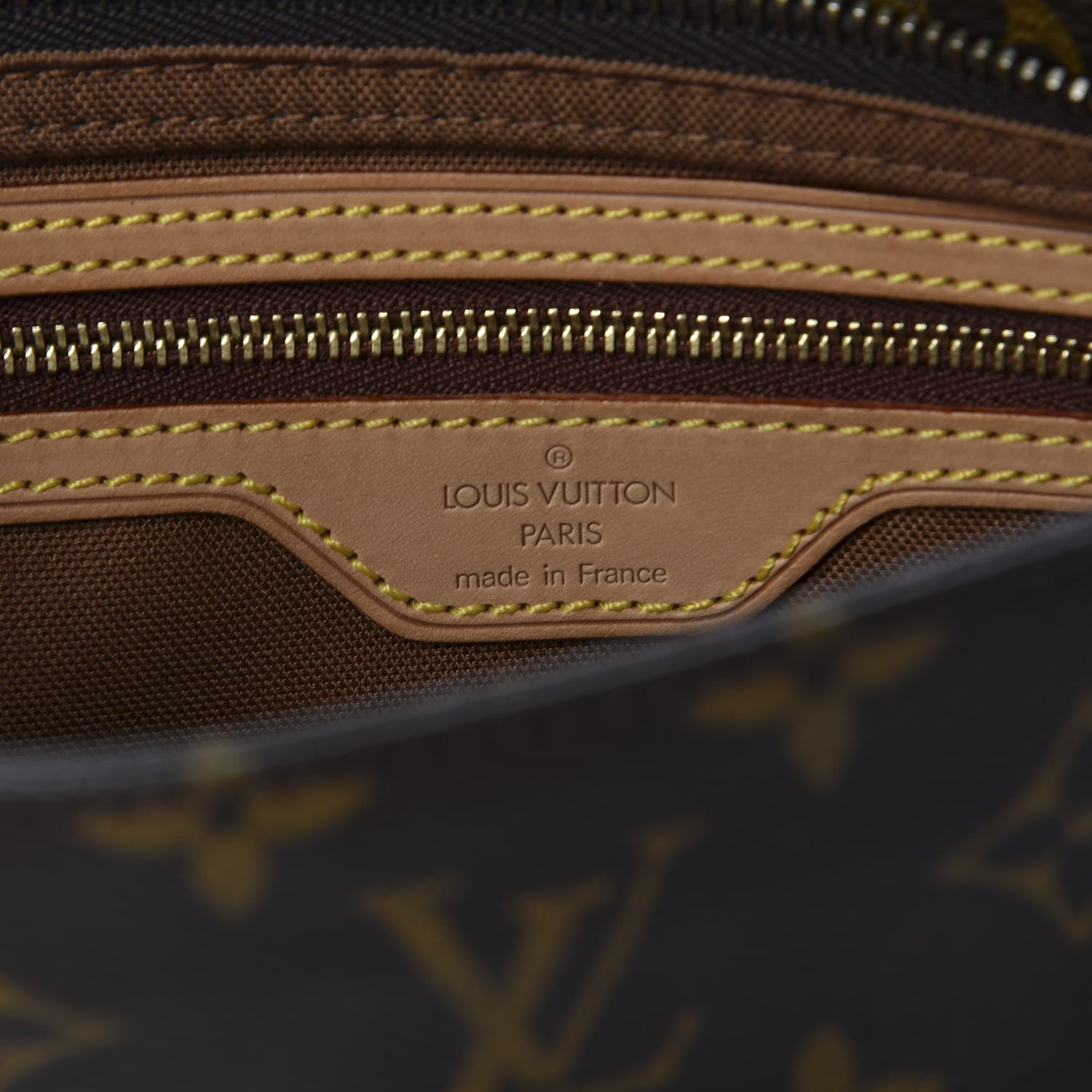 Louis Vuitton Monogram Trotteur 8 of 9