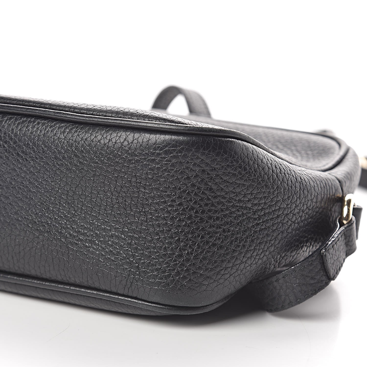 Gucci Pebbled Calfskin Small Soho Disco Bag Black 9 of 10
