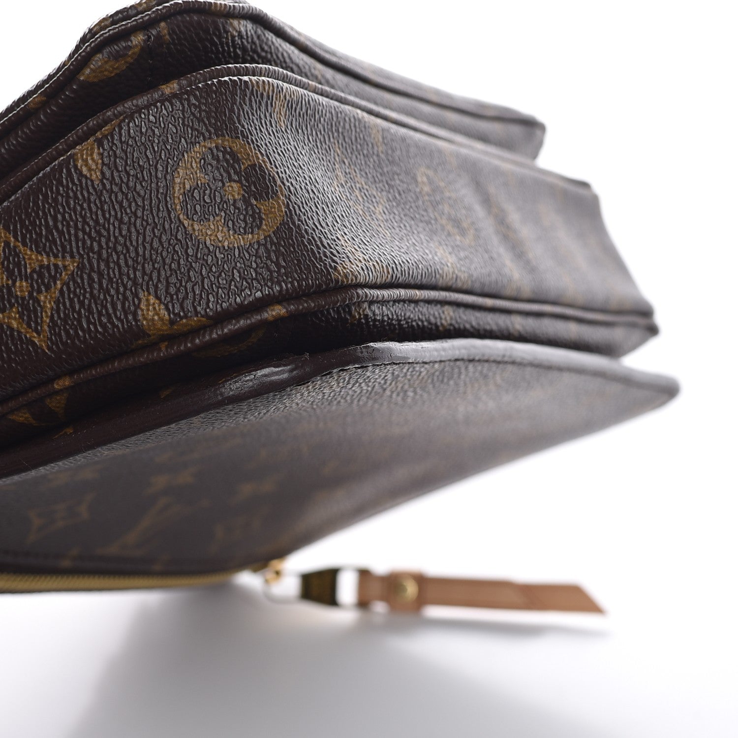 Louis Vuitton Monogram Pochette Metis 13 of 21