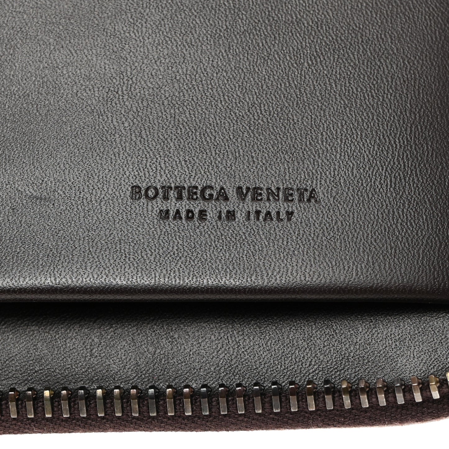 Nappa Intrecciato VN Travel Organizer Wallet Ebano