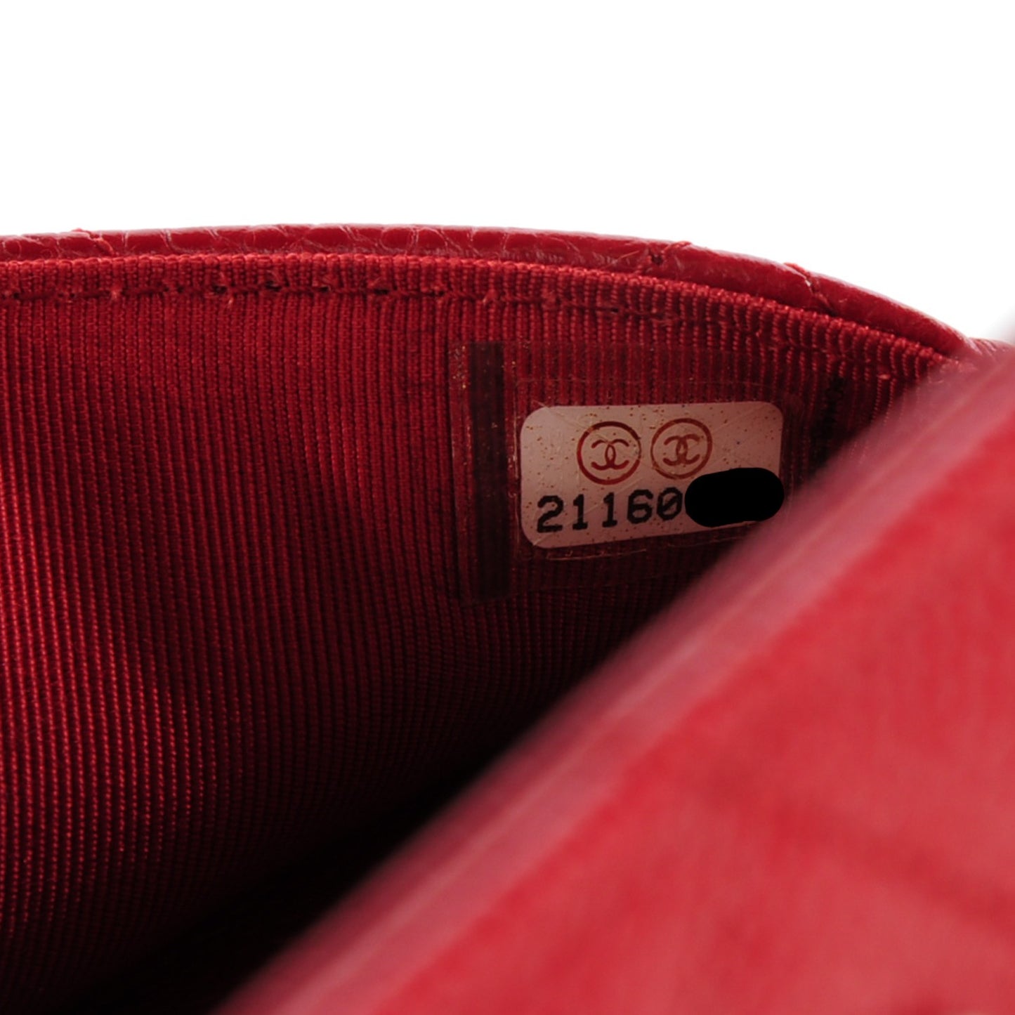 Caviar Quilted Wallet On Chain WOC Red
