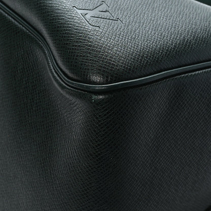 Louis Vuitton Taiga Kendall PM Epicea 10 of 12