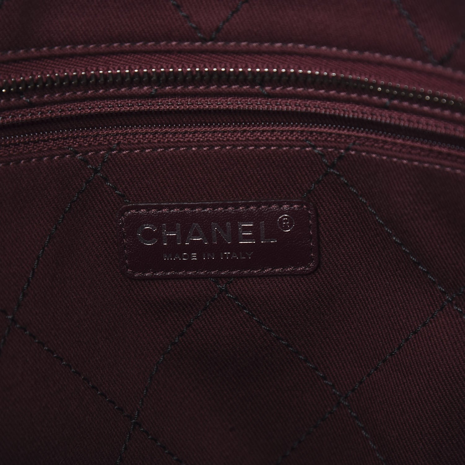 Chanel Grained Calfskin Quilted Large Daily Tote Black 7 of 11