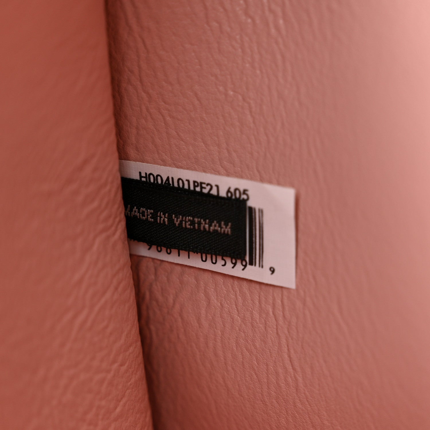 Marc Jacobs Grained Calfskin Medium The Tote Bag Chianti 7 of 14