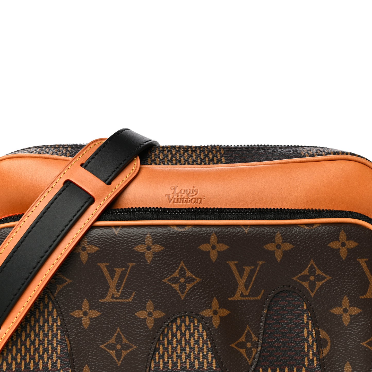 X NIGO Giant Damier Ebene Monogram Nil Messenger
