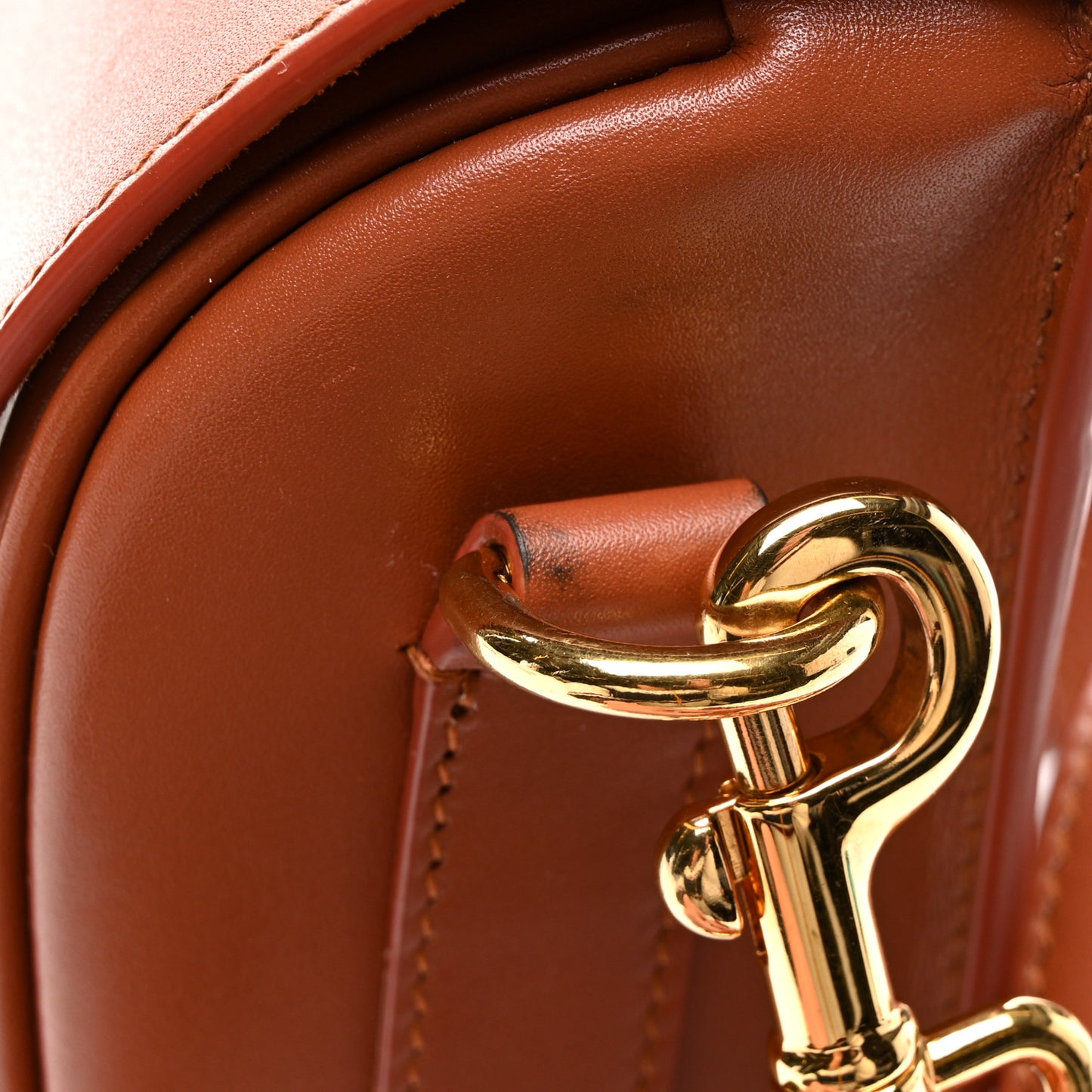 Box Calfskin Medium Bobby Flap Dark Tan