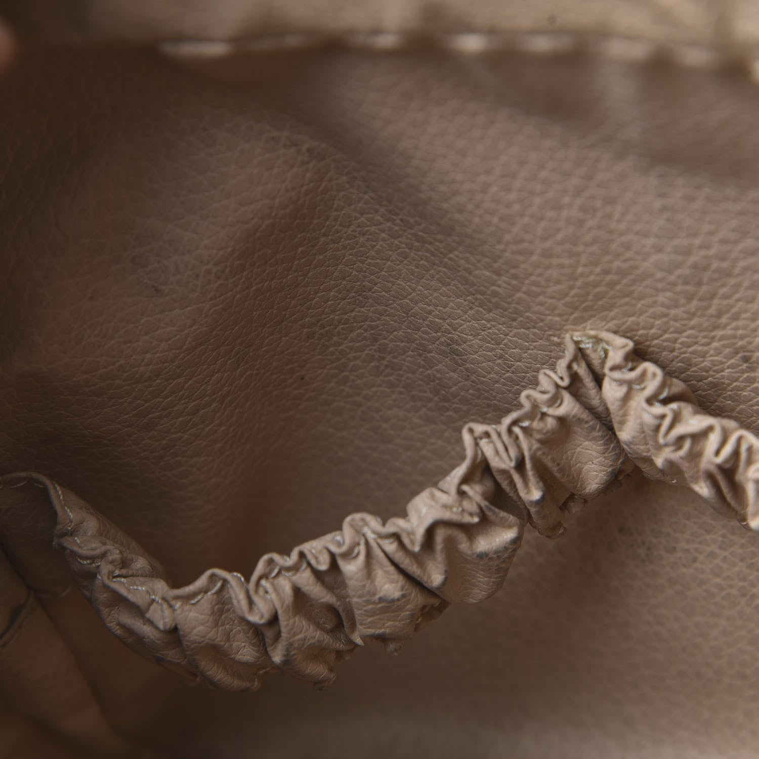 Louis Vuitton Monogram Trousse Toilette 28 7 of 9