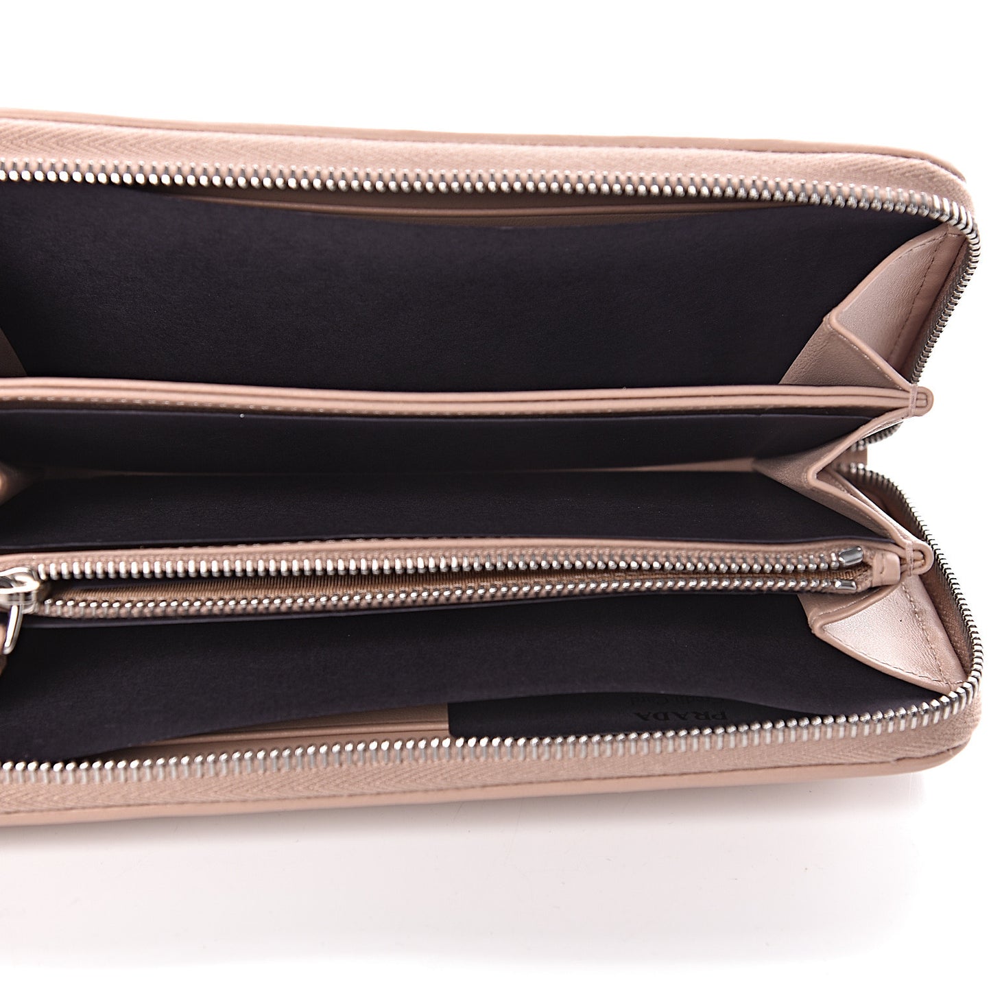 Soft Calfskin Diagramme Zip Around Wallet Cipria