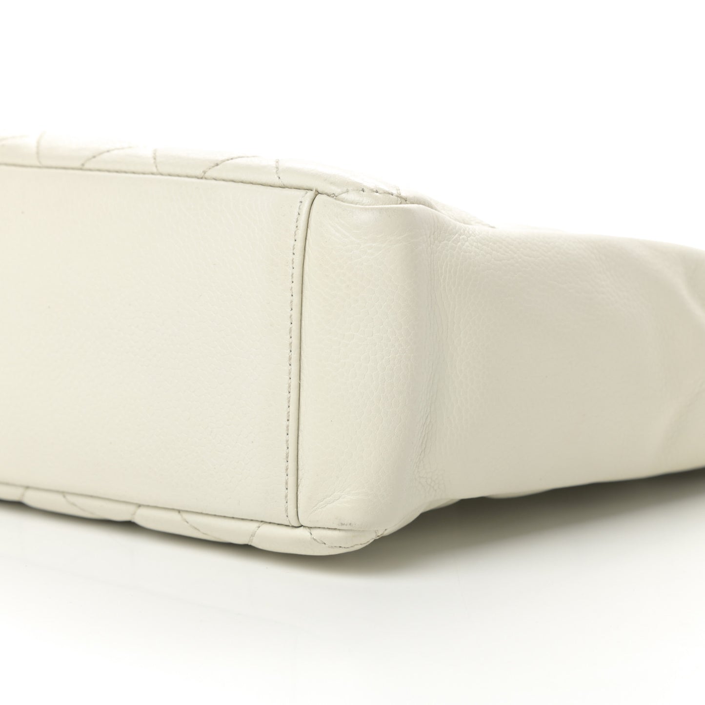 Caviar Quilted Petit Shopping Tote PST White
