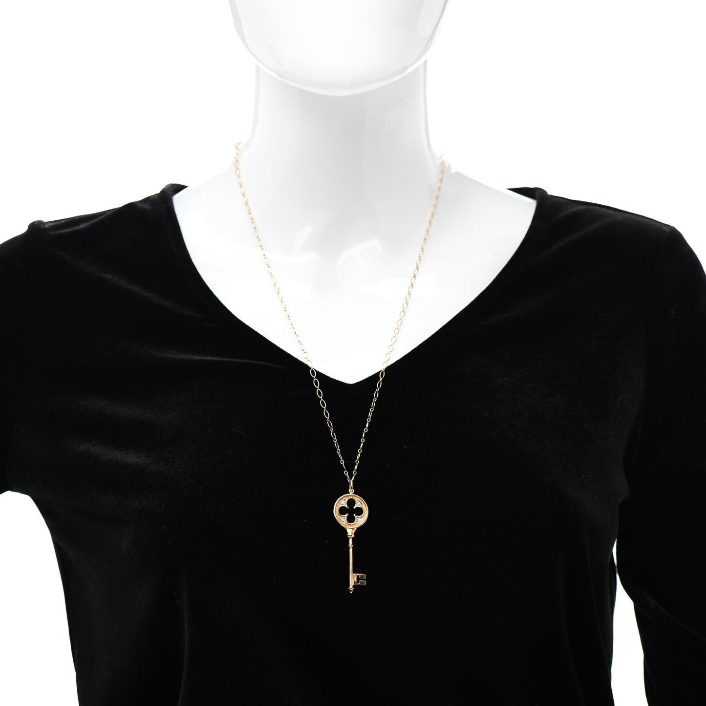 18K Yellow Gold Diamond Quatrefoil Key Pendant Necklace