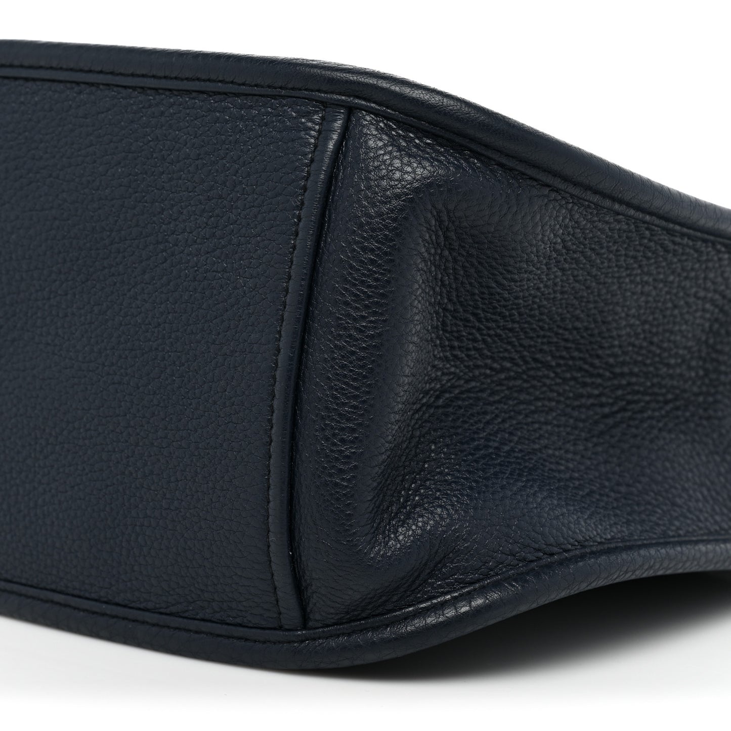 Vitello Daino Hobo Messenger Bag Baltico