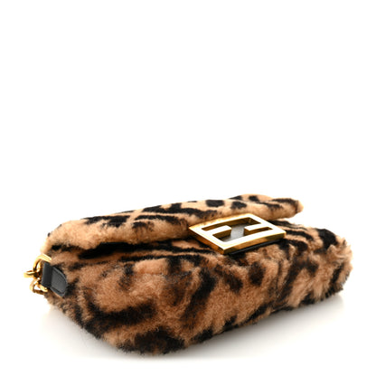Fendi Shearling Vitello Dolce Macro FF 1974 Mini Baguette Tobacco Black 4 of 10