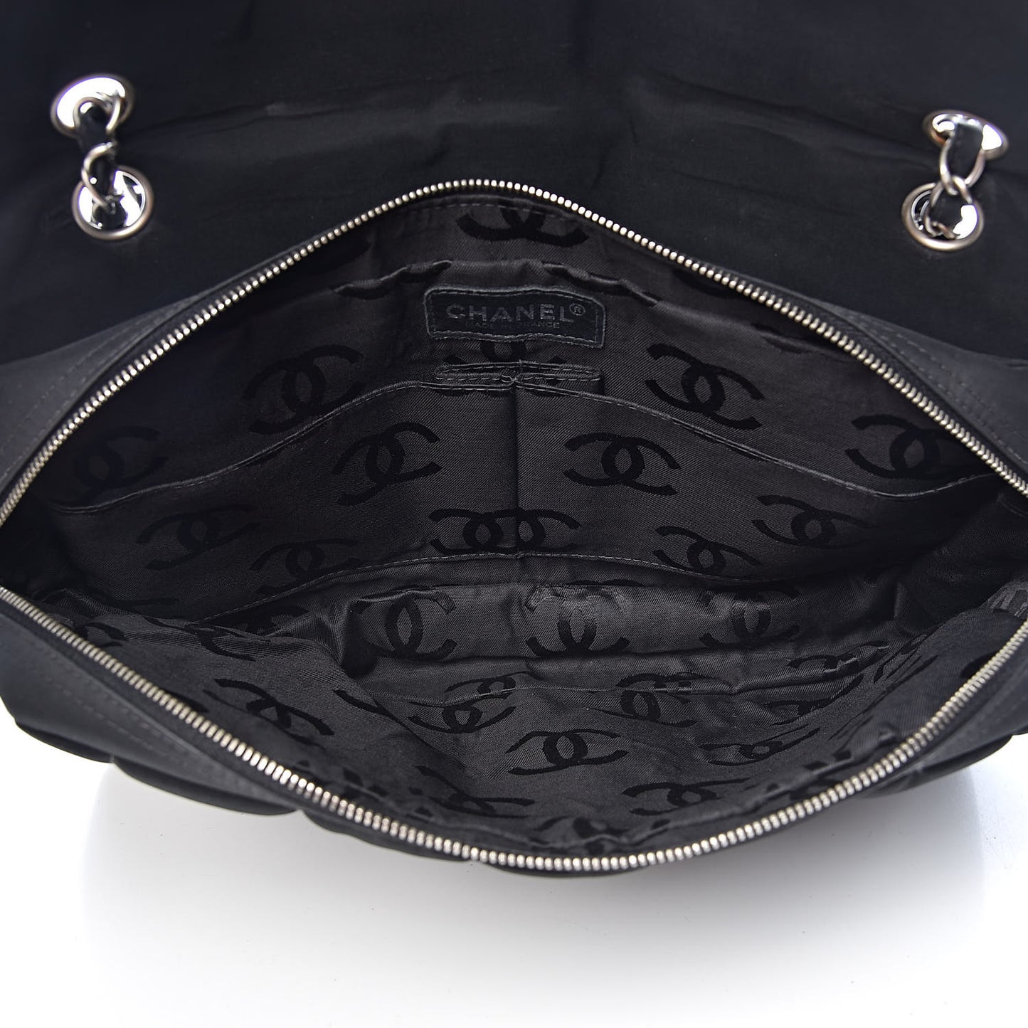 Nylon Square Quilted Flap Black