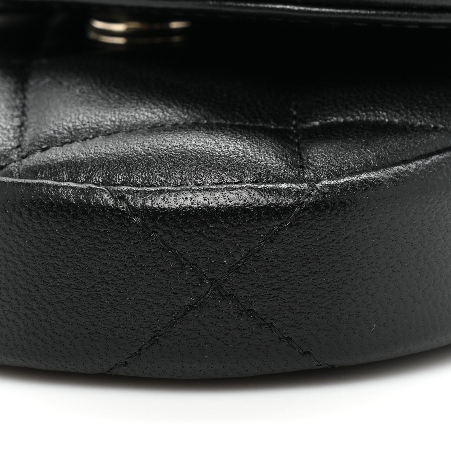 Lambskin Quilted Pearl Top Handle Clutch With Chain Black