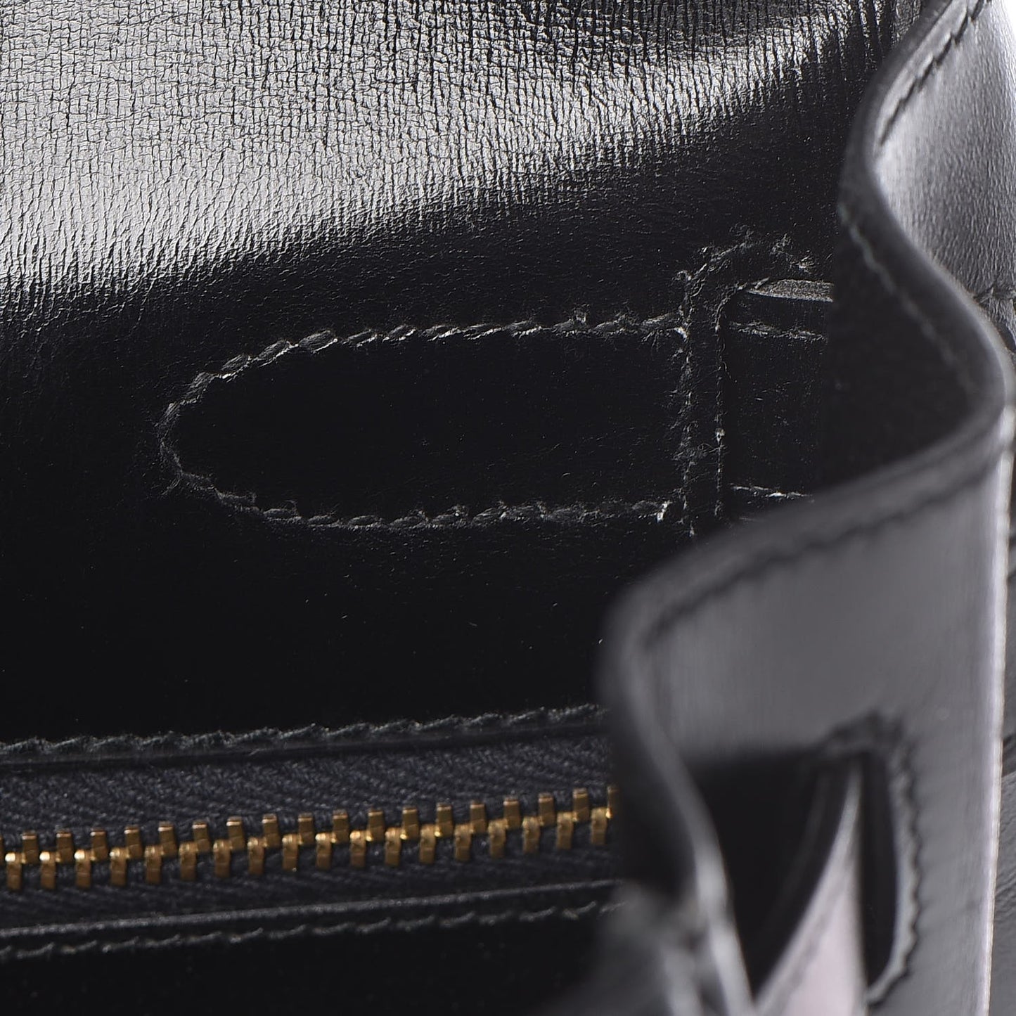 Box Kelly Retourne 32 Black