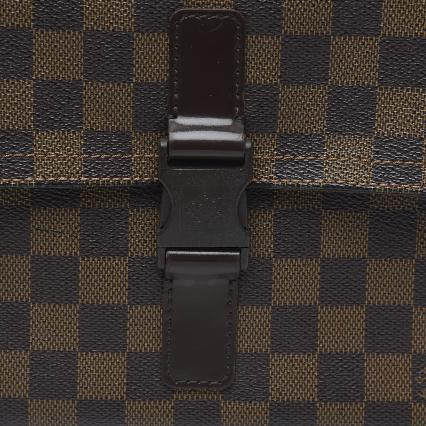 Damier Ebene Pochette Melville