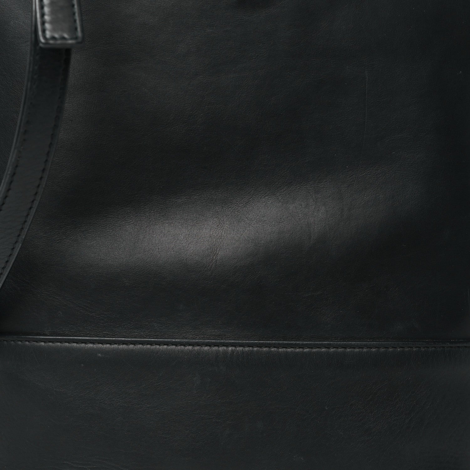 Bottega Veneta Smooth Matte Calfskin Bucket Bag Black 8 of 12