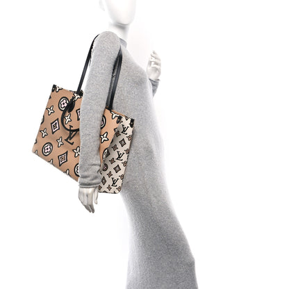 Louis Vuitton Monogram Giant Wild At Heart Onthego GM Arizona 2 of 9