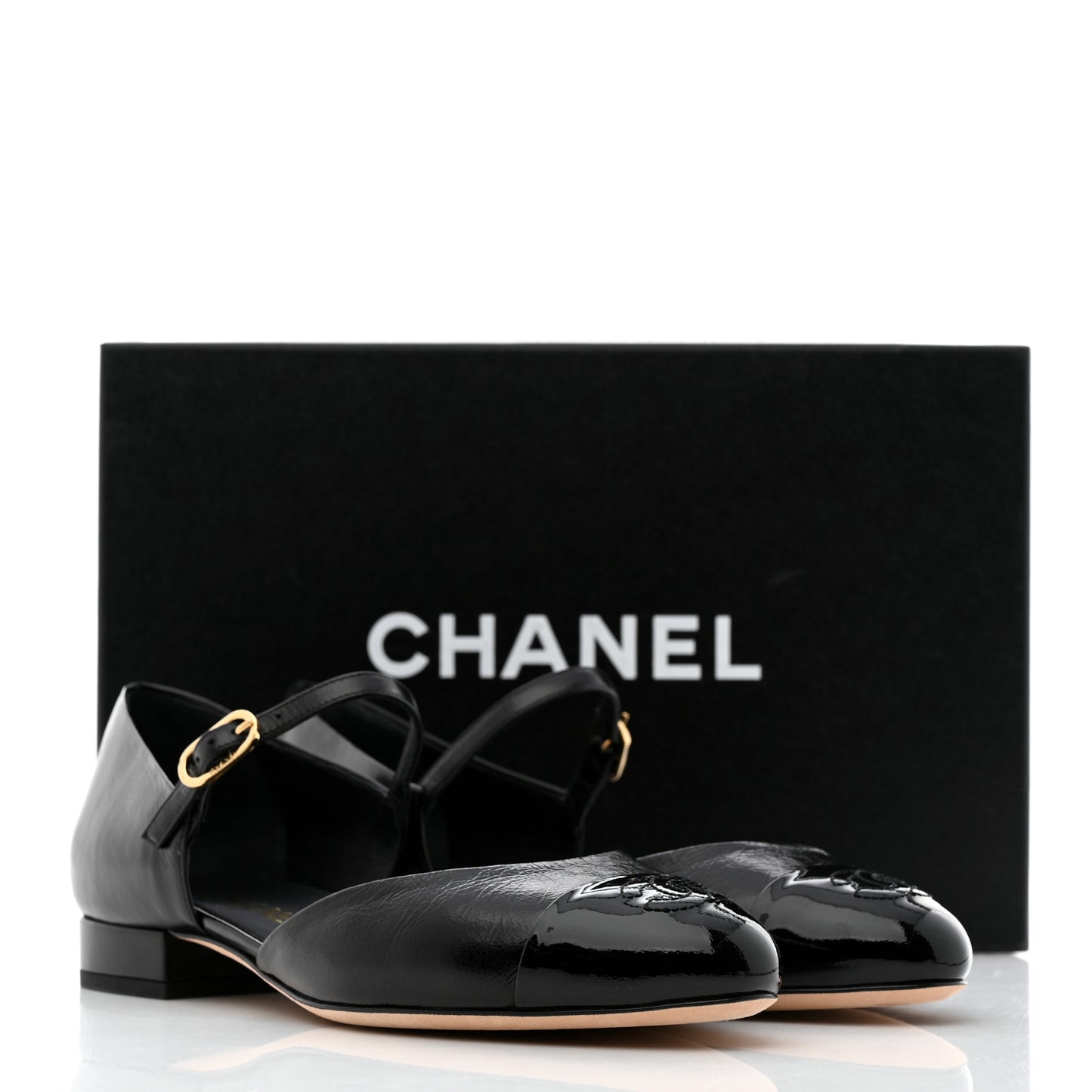 Glazed Calfskin Patent Cap Toe CC Mary Jane Flats 37 Black