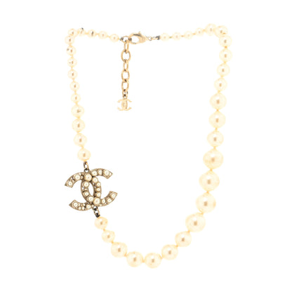 Chanel Pearl CC Short Necklace Gold 2 of 4