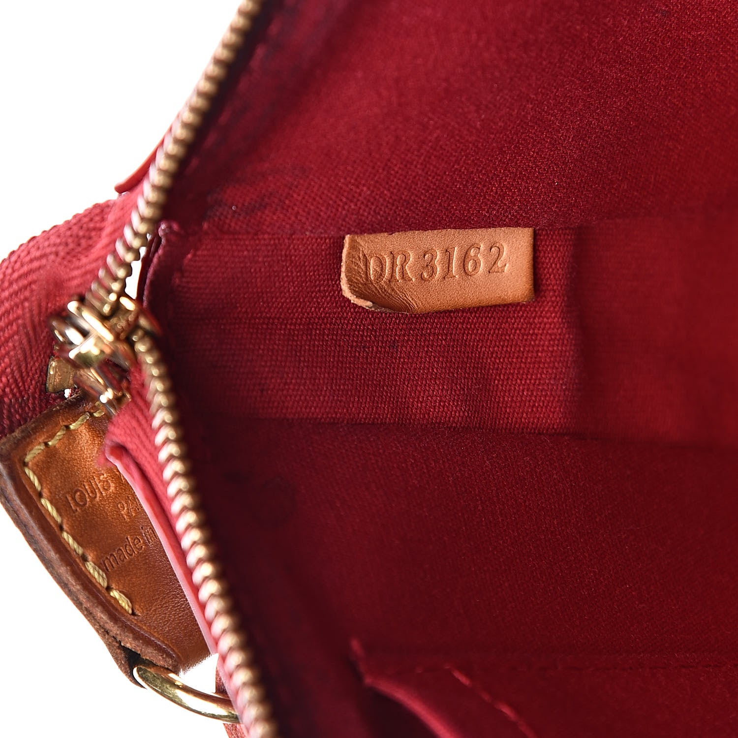 Louis Vuitton Vernis Pochette Accessories NM Pomme D'Amour 6 of 14