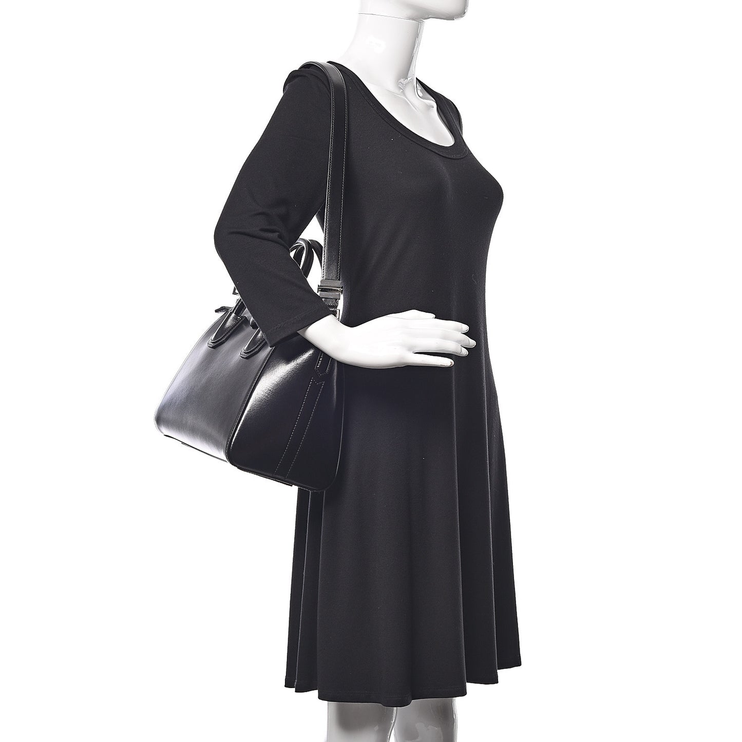 Shiny Lord Calfskin Small Antigona Black