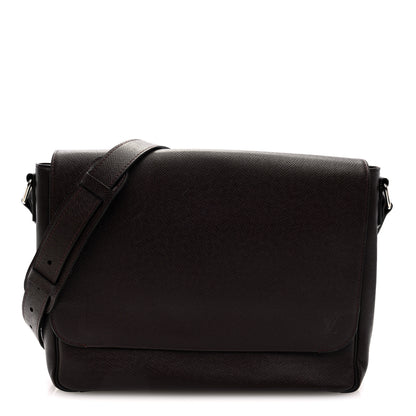 Louis Vuitton Taiga Roman MM Messenger NM Acajou 1 of 9