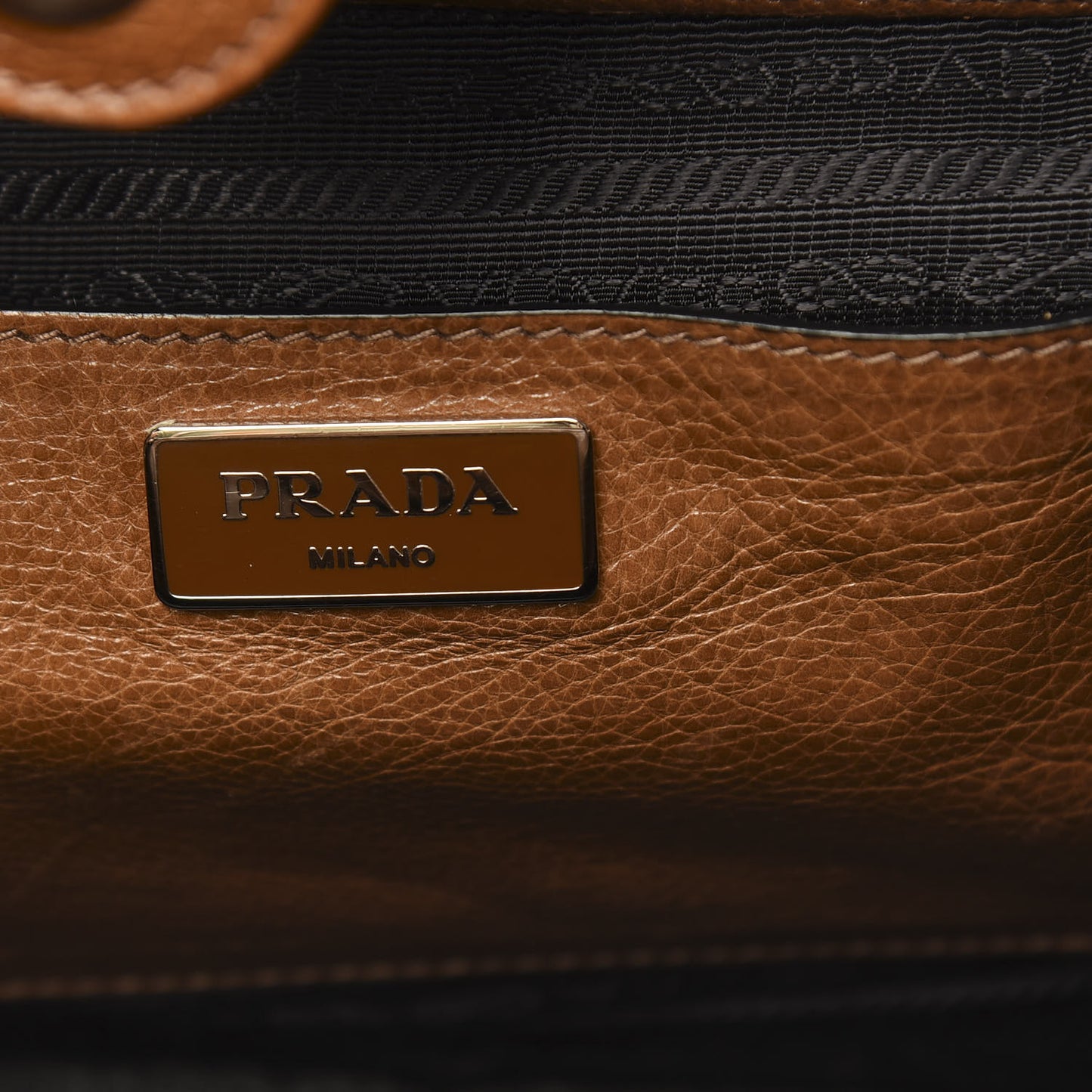 Glace Calf Twin Pocket Tote Cannella