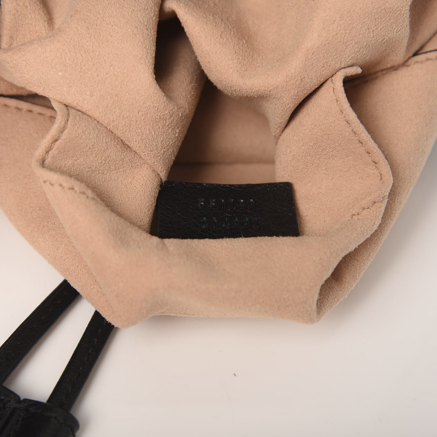 Piuma Lux Energy Medium Re(Belle) Convertible Bucket Bag Black