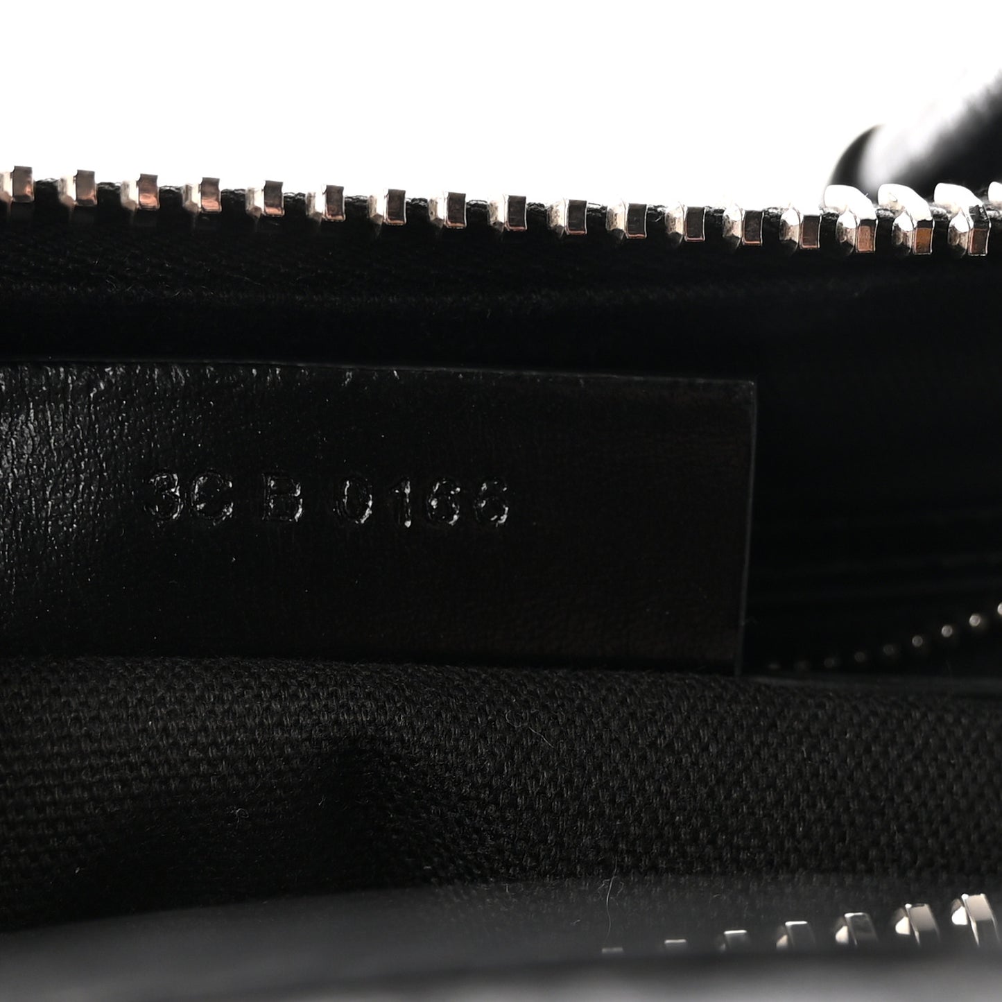 Shiny Lord Calfskin Medium Antigona Black