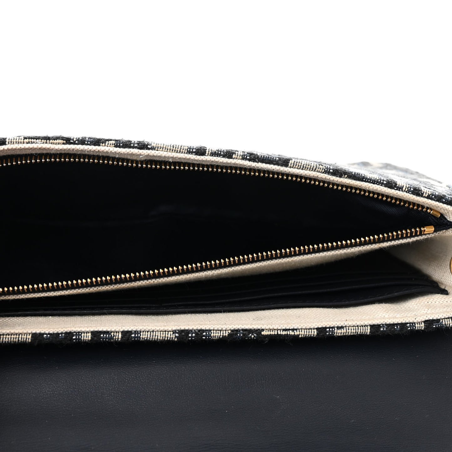 Oblique Saddle Chain Pouch Blue