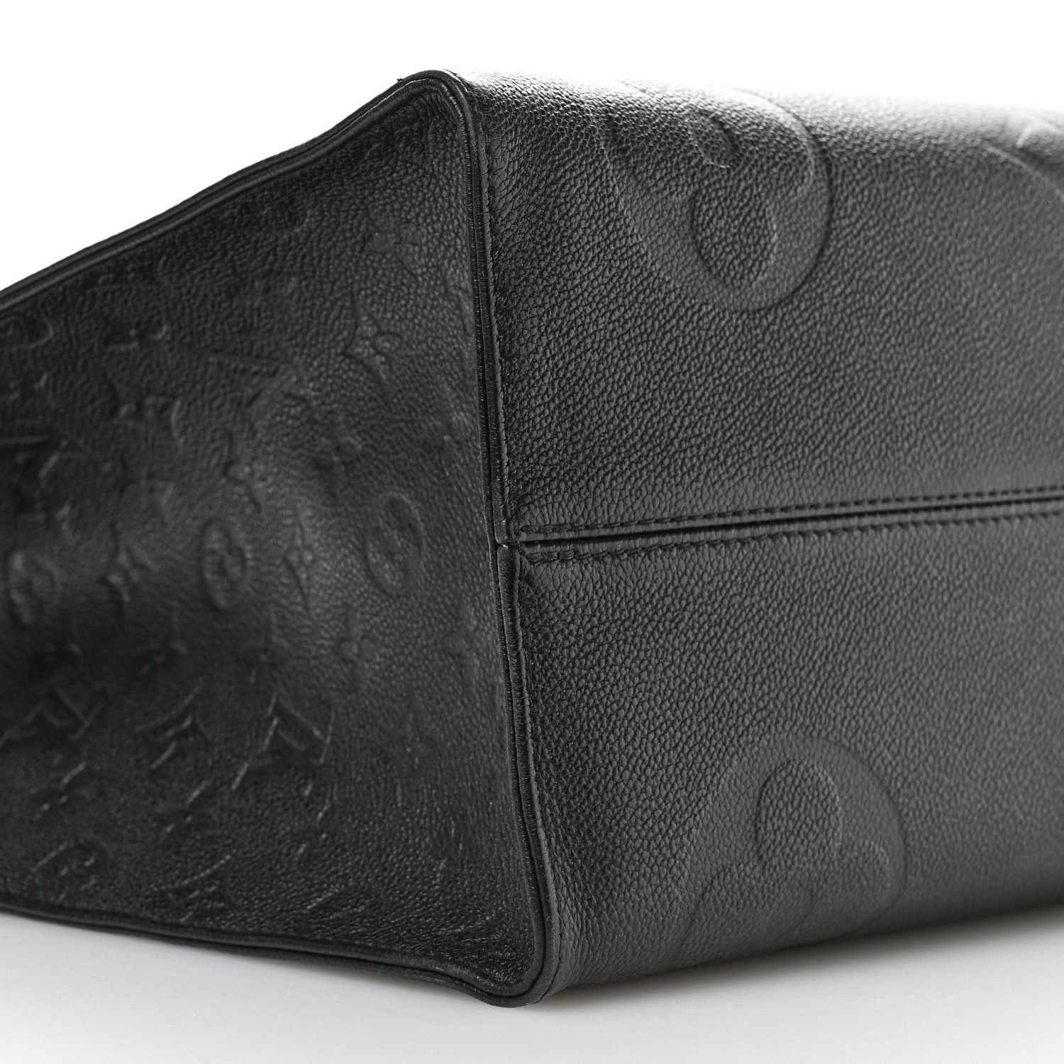Louis Vuitton Empreinte Monogram Giant Onthego GM Black 8 of 10