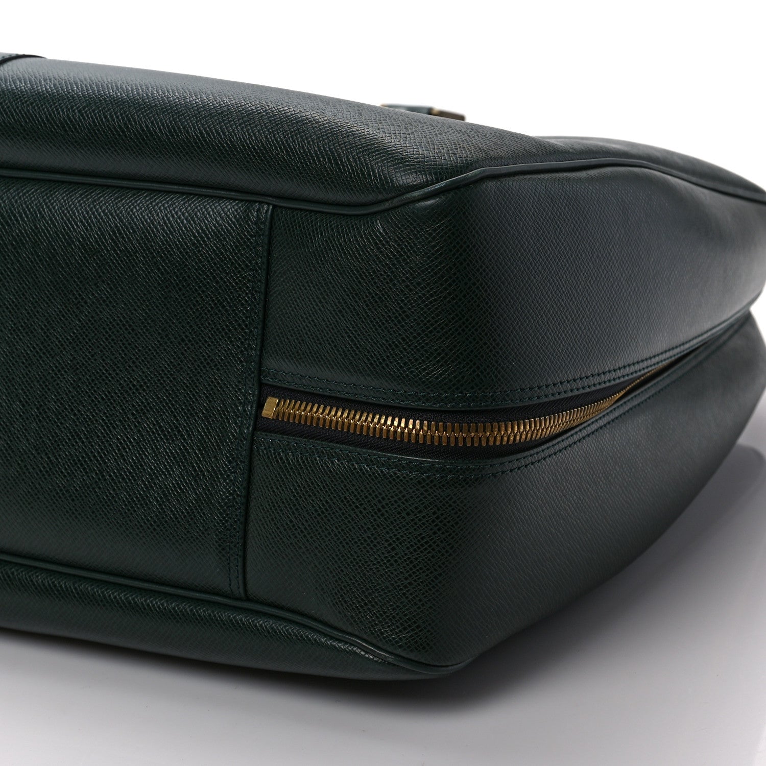 Louis Vuitton Taiga Helanga 1 Poche Epicea 7 of 8