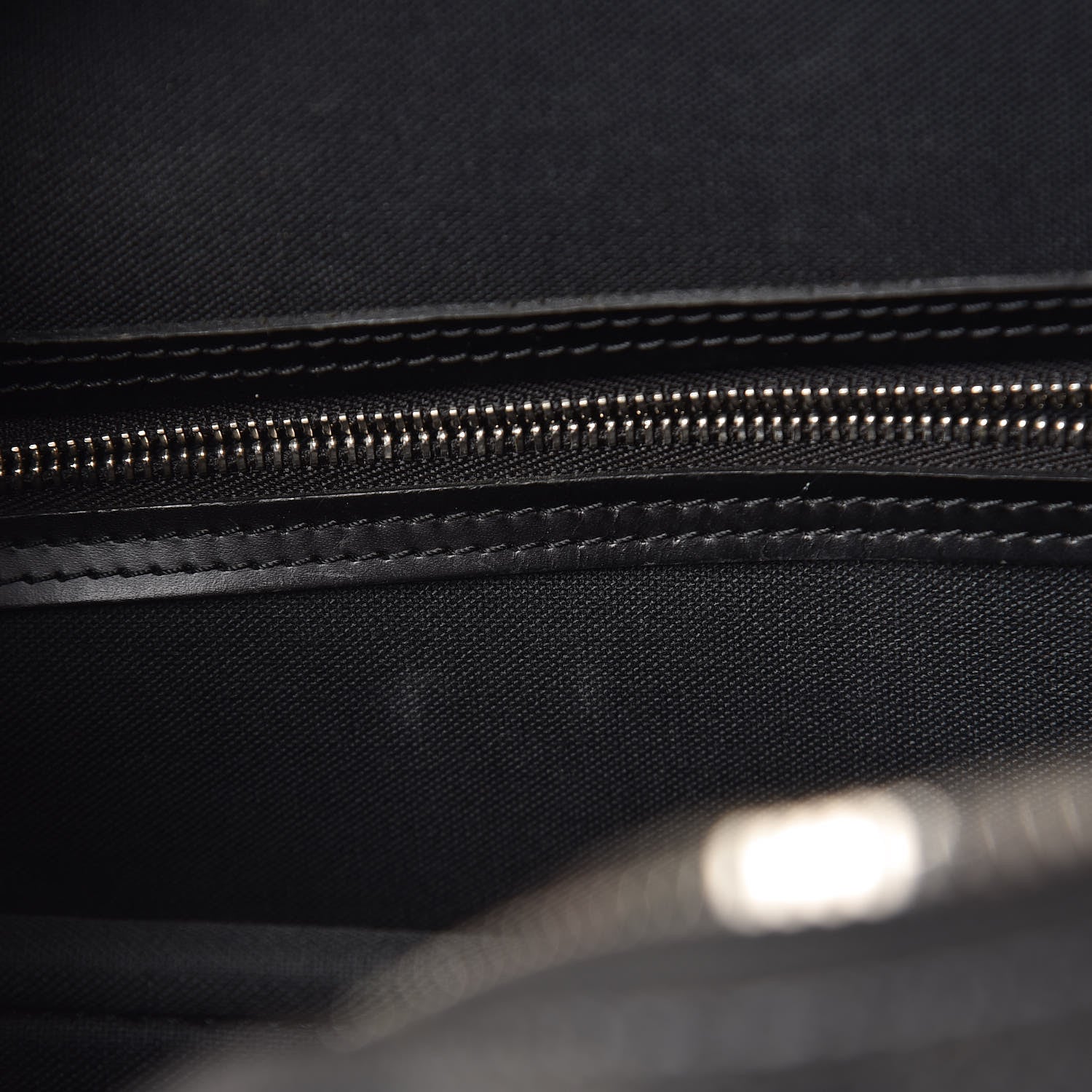 Louis Vuitton Damier Graphite Porte-Documents Voyage GM 11 of 14