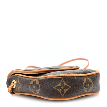 Louis Vuitton Monogram Pochette Cancun 4 of 9