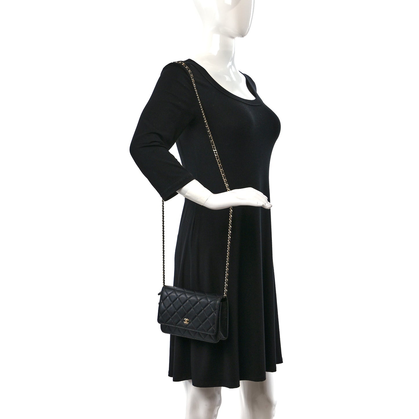 Caviar Quilted Wallet on Chain WOC Black