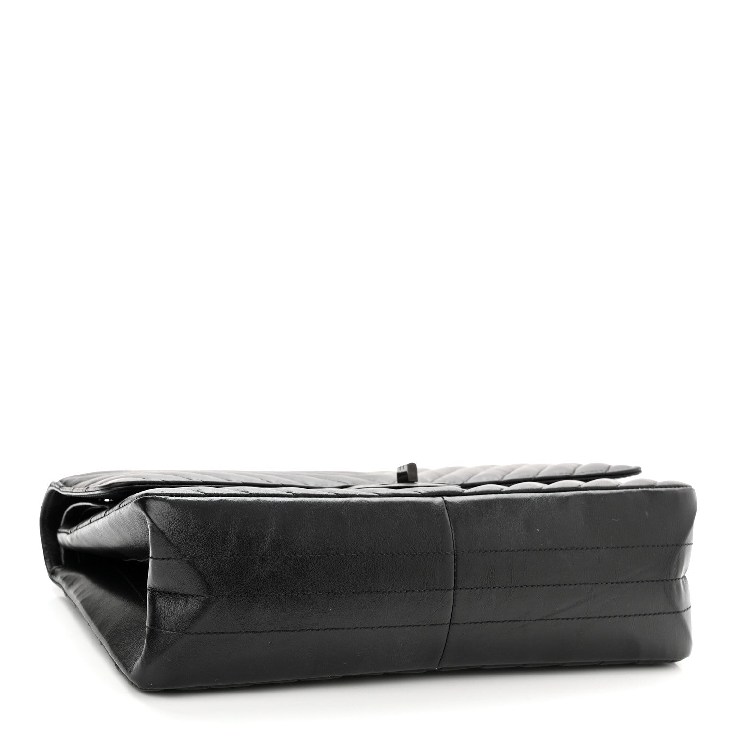 Chanel Aged Calfskin Chevron Quilted 2.55 Reissue 226 So Black 4 of 10