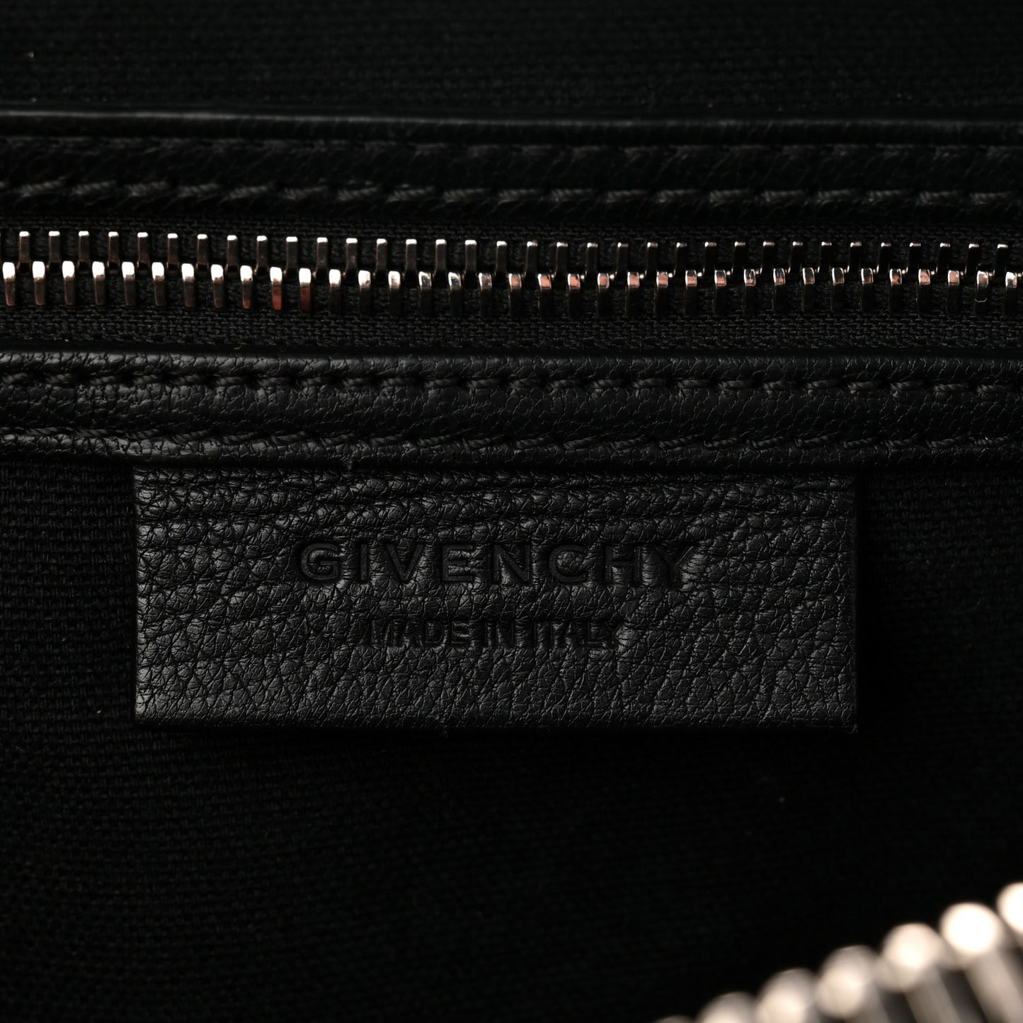 Sugar Goatskin Large Antigona Black