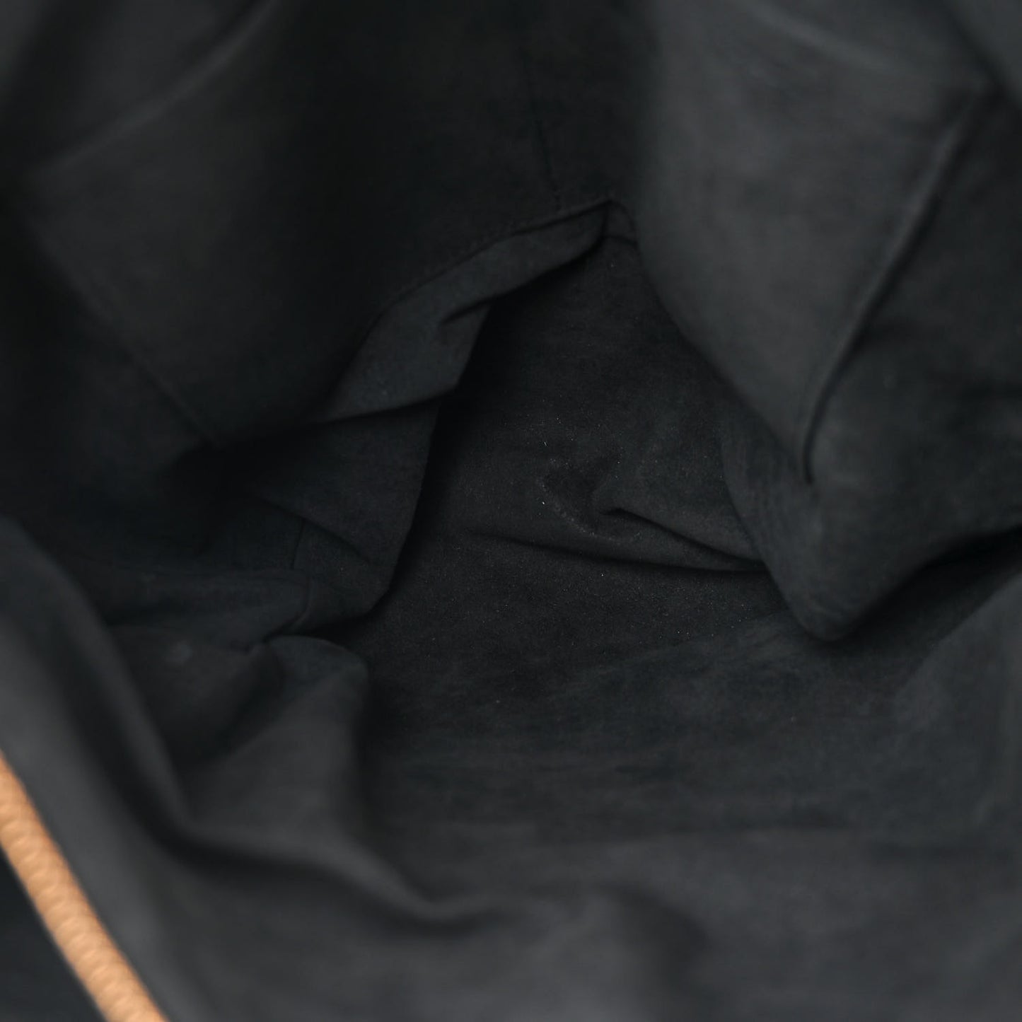 Monogram Flower Zipped Tote MM Black