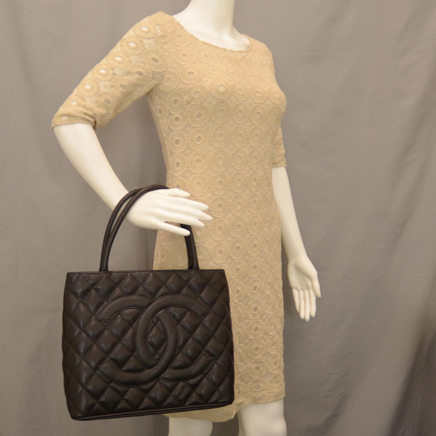 Caviar Medallion Tote Black