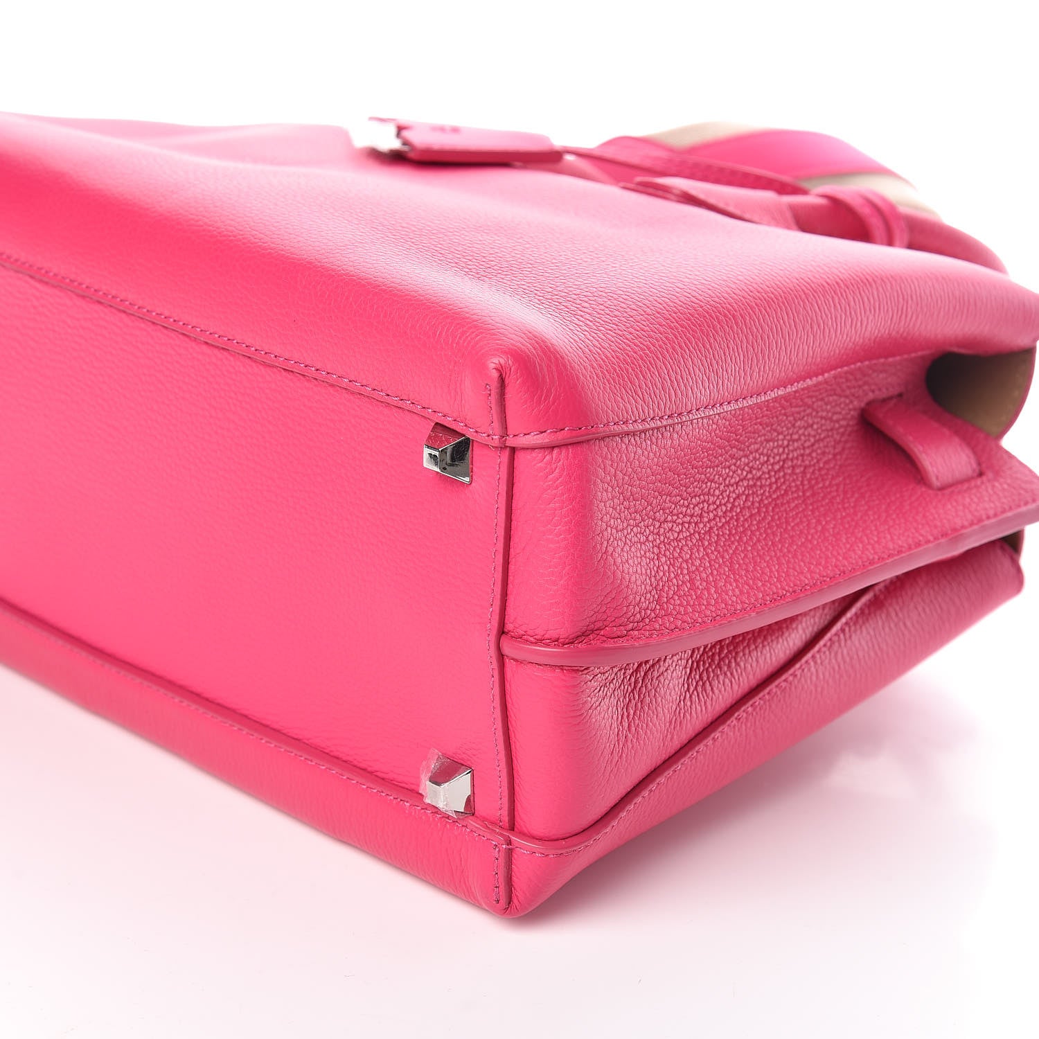 MCM Grained Calfskin Medium Milla Tote Beetroot Pink 8 of 9