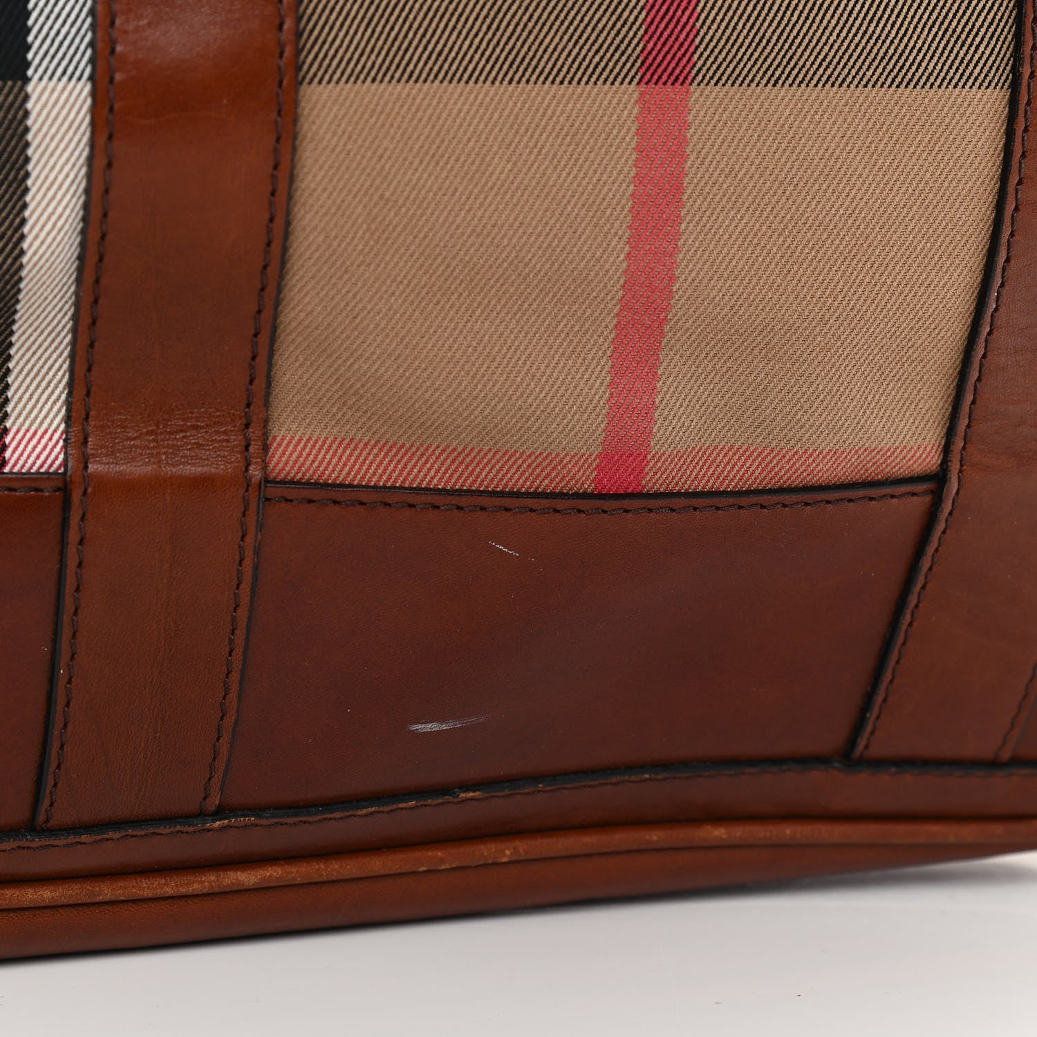 Burberry House Check Tote Dark Tan 24 of 31