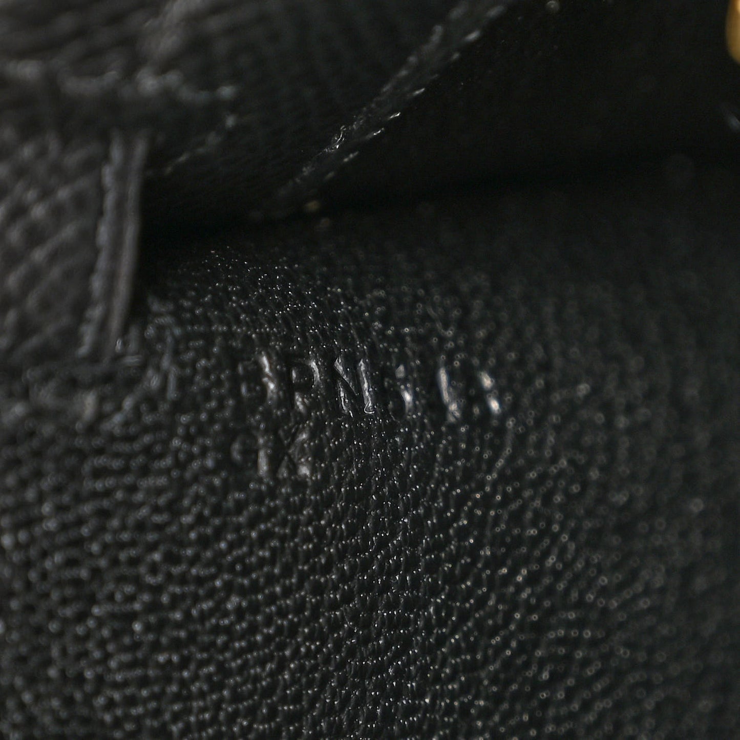 Epsom Kelly Sellier 25 Black