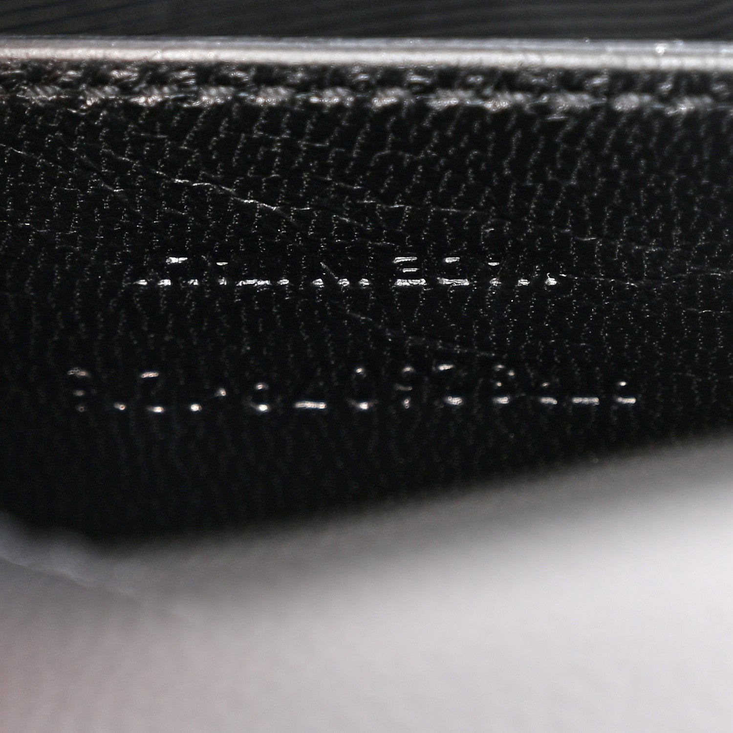 Saint Laurent Grain De Poudre Monogram Cassandre Clutch Black 7 of 13