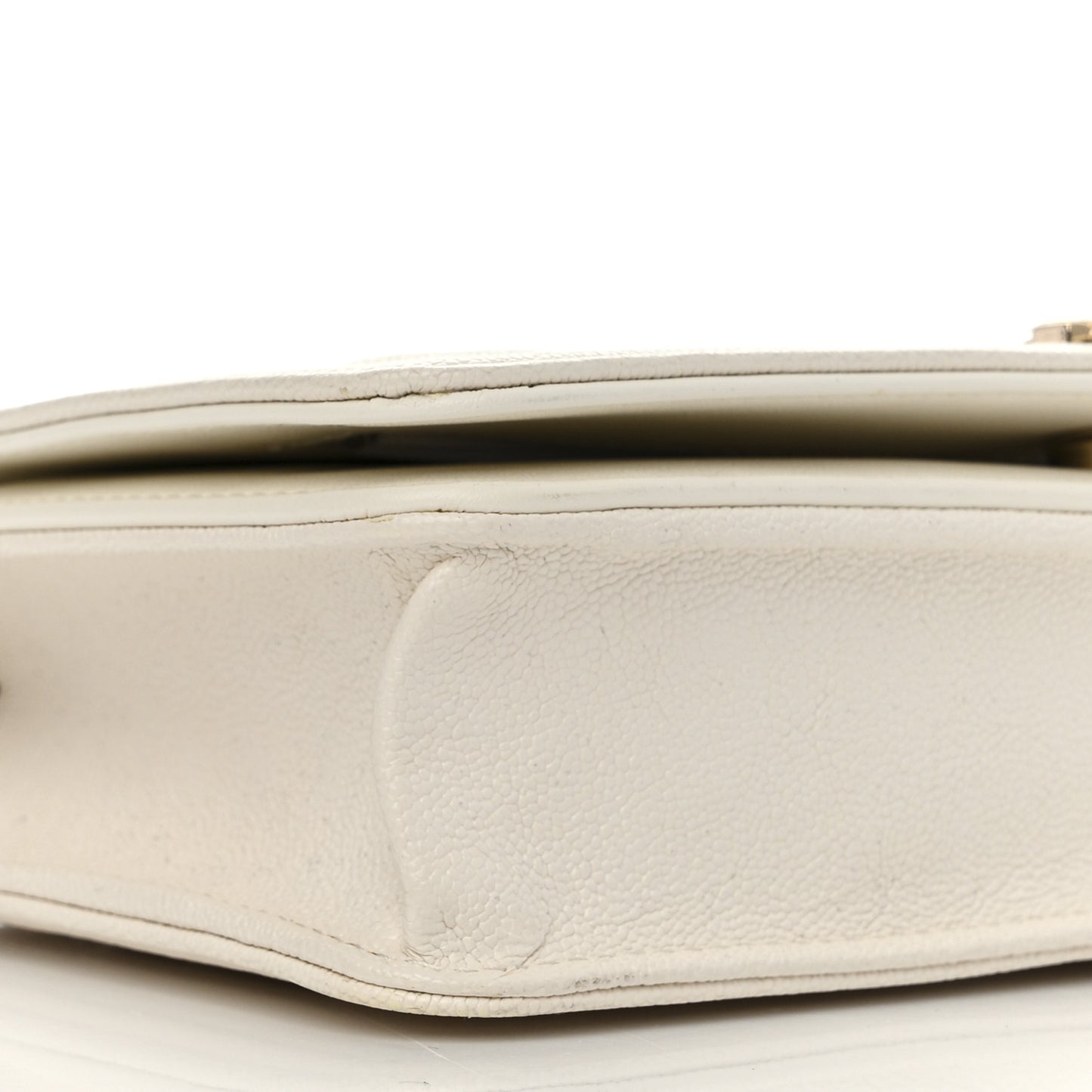 Caviar Quilted Boy Wallet On Chain WOC White