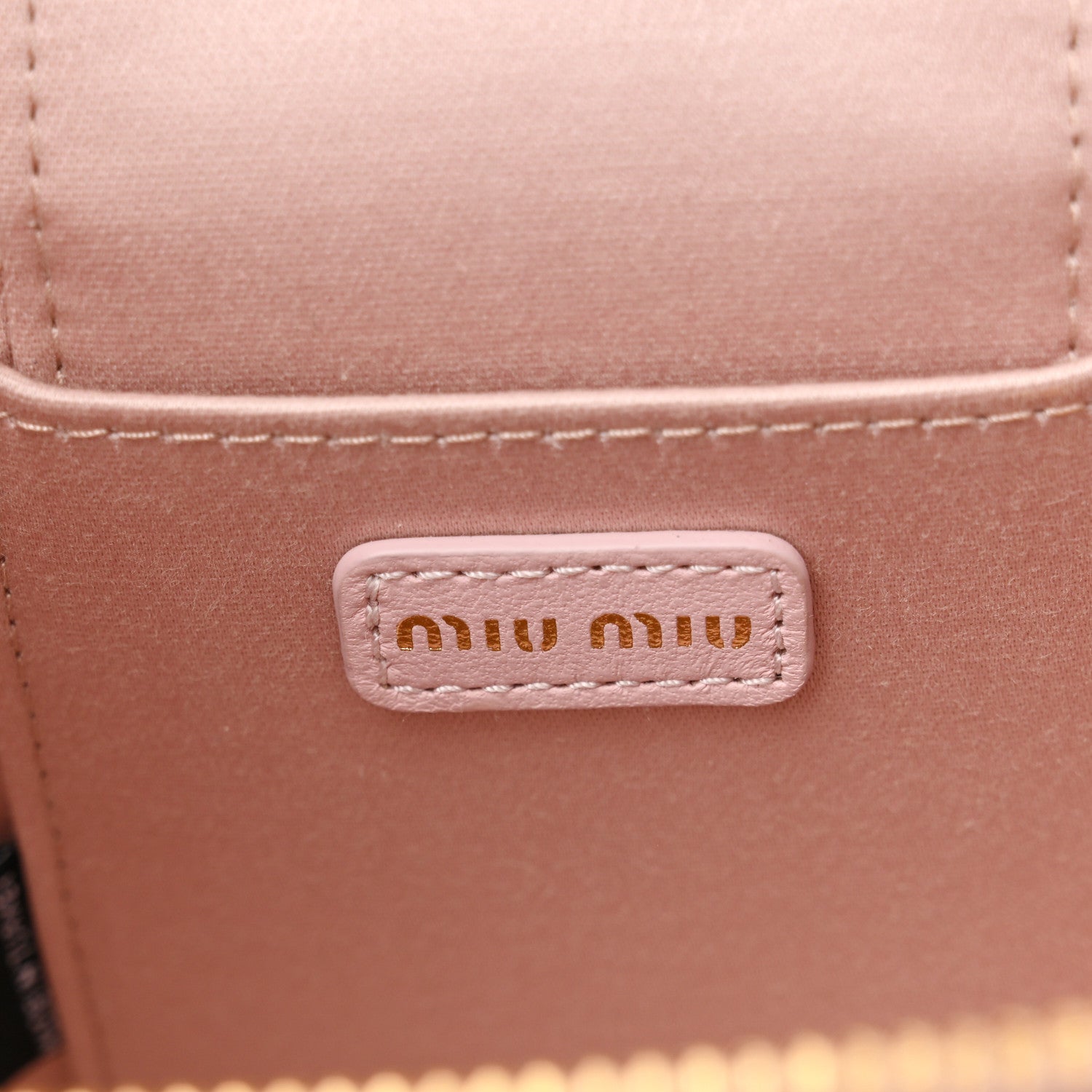 Miu Miu Nappa Matelasse Micro Vanity Case Alabastro 1746105