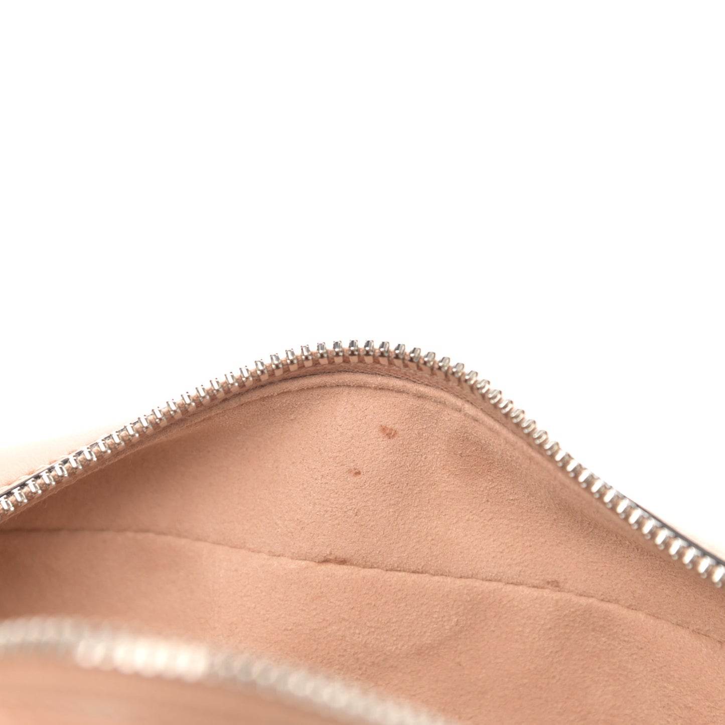 Calfskin Matelasse Aria Small GG Marmont Chain Shoulder Bag Camelia