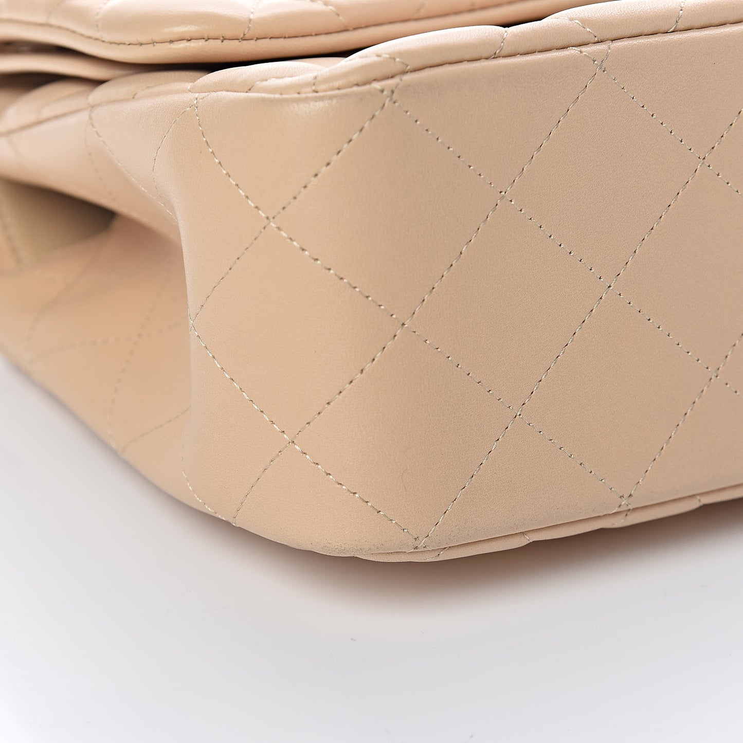 Lambskin Quilted Jumbo Double Flap Beige Clair