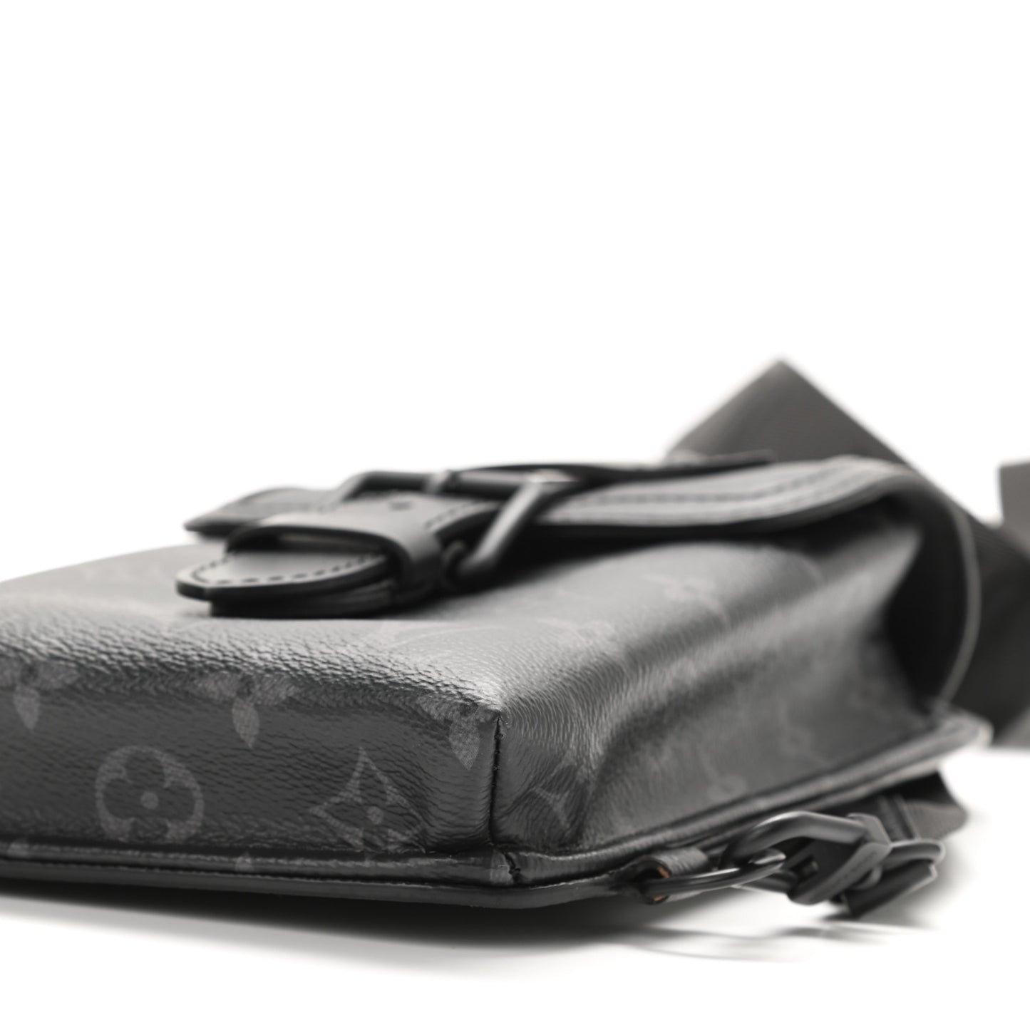 Monogram Eclipse Saumur Slingbag Black